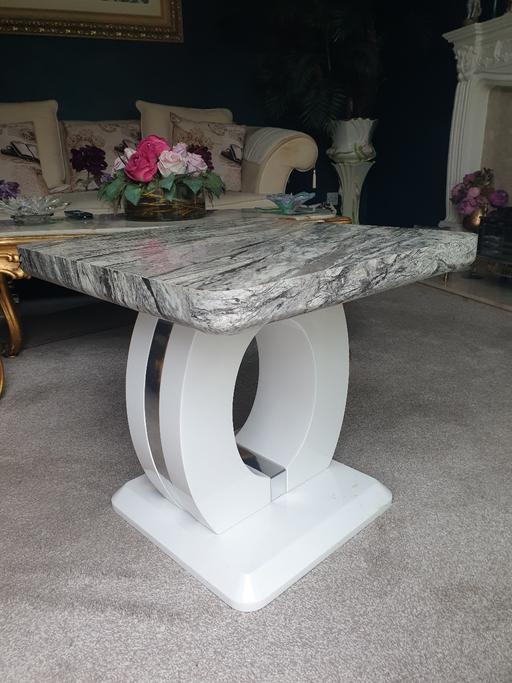  — Marbel effect coffee table