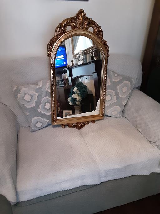  — Large Mirror
