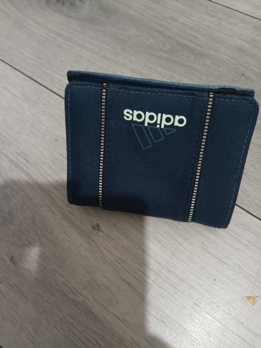  — BRAND NEW MENS WALLET