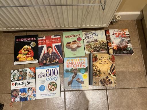  — Cookery book lot