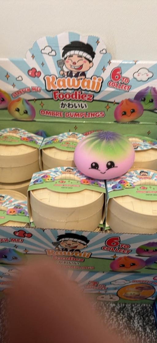  — Kawaii ombre squeezy dumplings