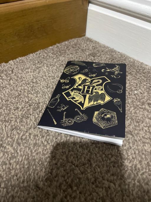  — Harry Potter note pad