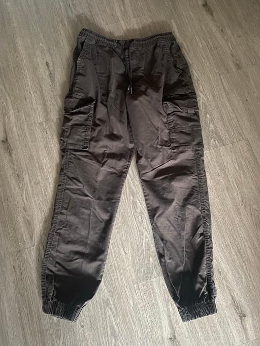  — Men’s cargo trousers