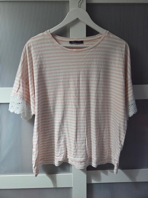  — Size 18 M&S boxy tshirt