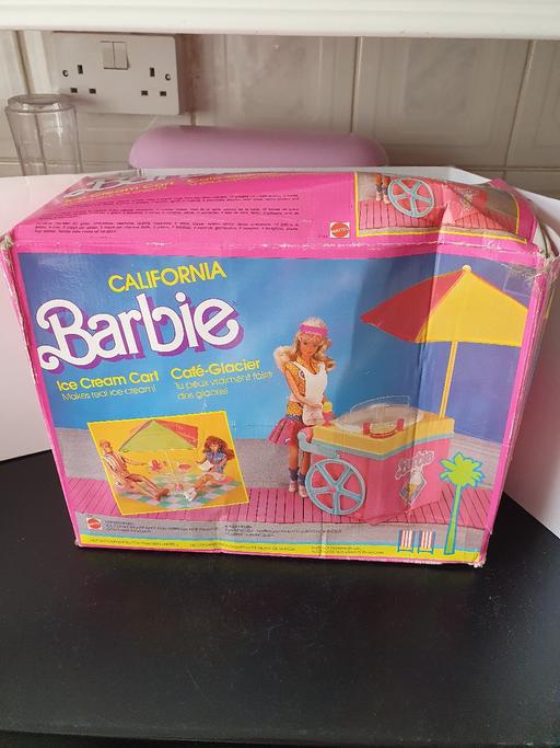  — vintage barbie ice cream cart playset