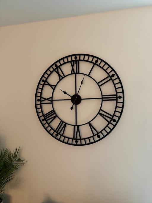 — Large Wall Clock