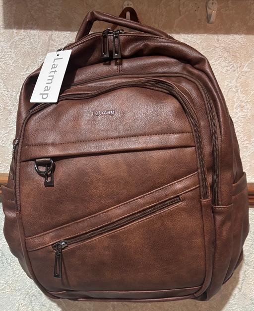  — Latmap faux leather 43L backpack/bag