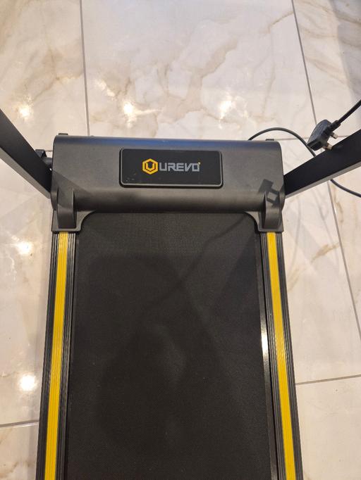  — Urevo walking pad