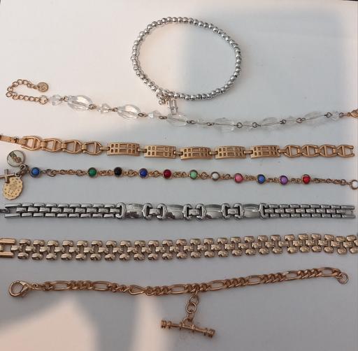  — 07 beautiful costume jewellery bracelets