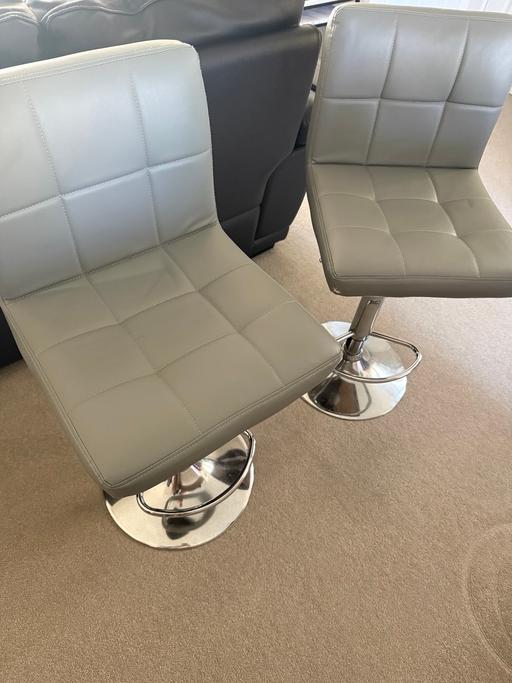  — X2 bar stools