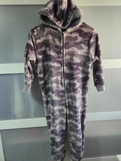  — Age 7-8 JEFF&CO onesie