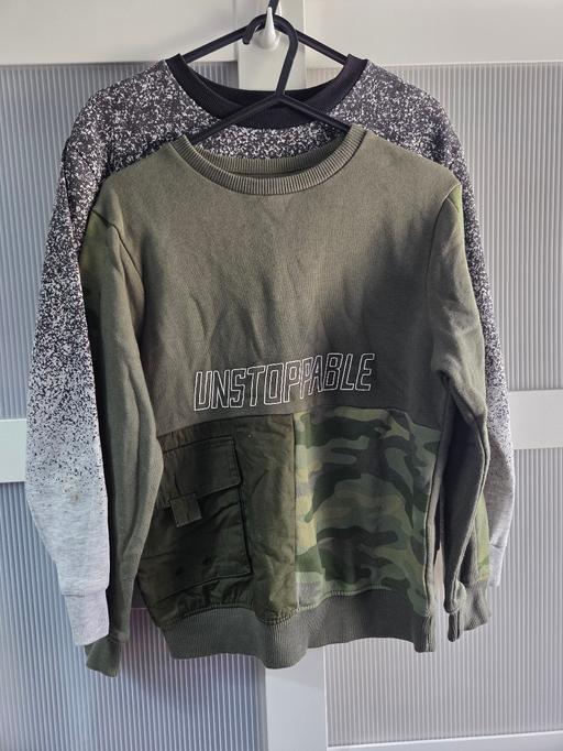  — Age 8-9 boys sweatshirt bundle