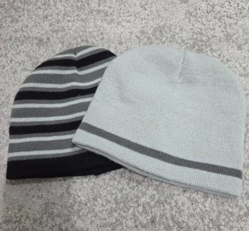  — One size boys hats X2
