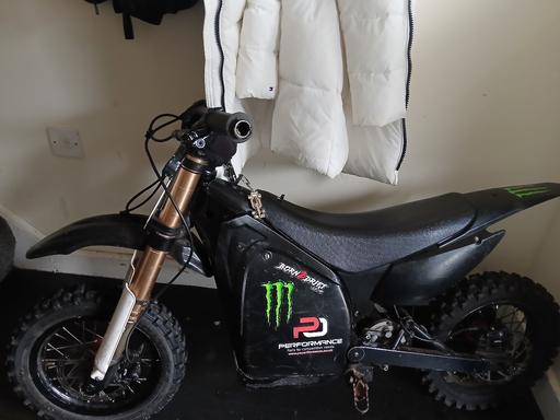  — Mx 10 Kid Electric bike Lithium batteries