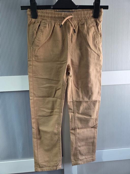  — Age 7-8 PRIMARK trousers