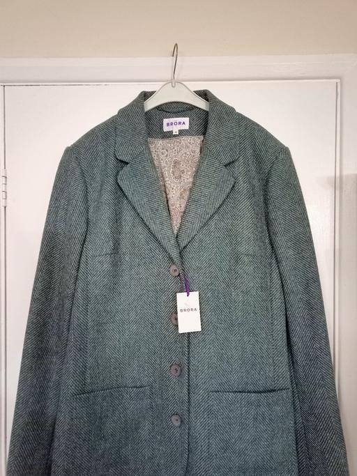  — LADIES BRORA HERRINGBONE BLAZER SIZE 18.