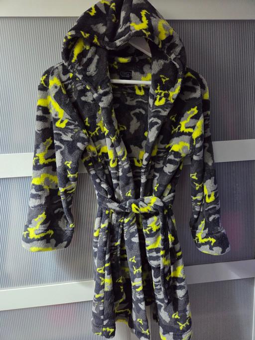  — Age 9-10 NEXT dressing gown