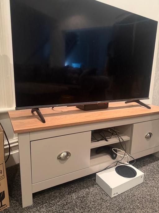  — Tv console and matching nest of tables
