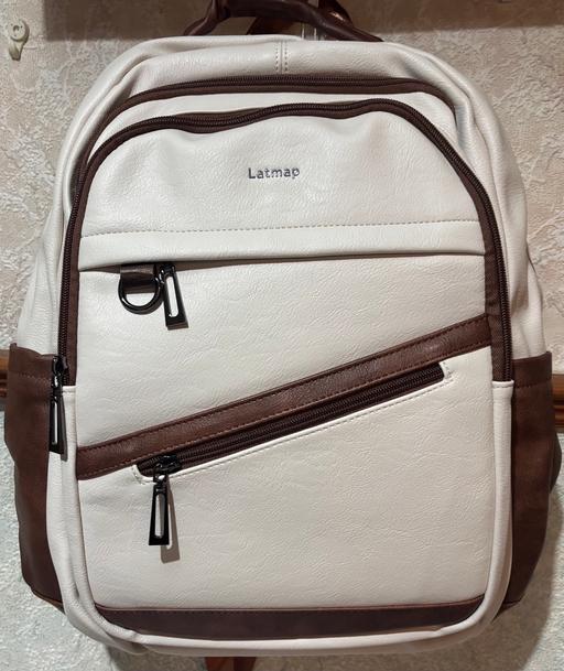  — Women’s Latmap leather rucksack/backpack