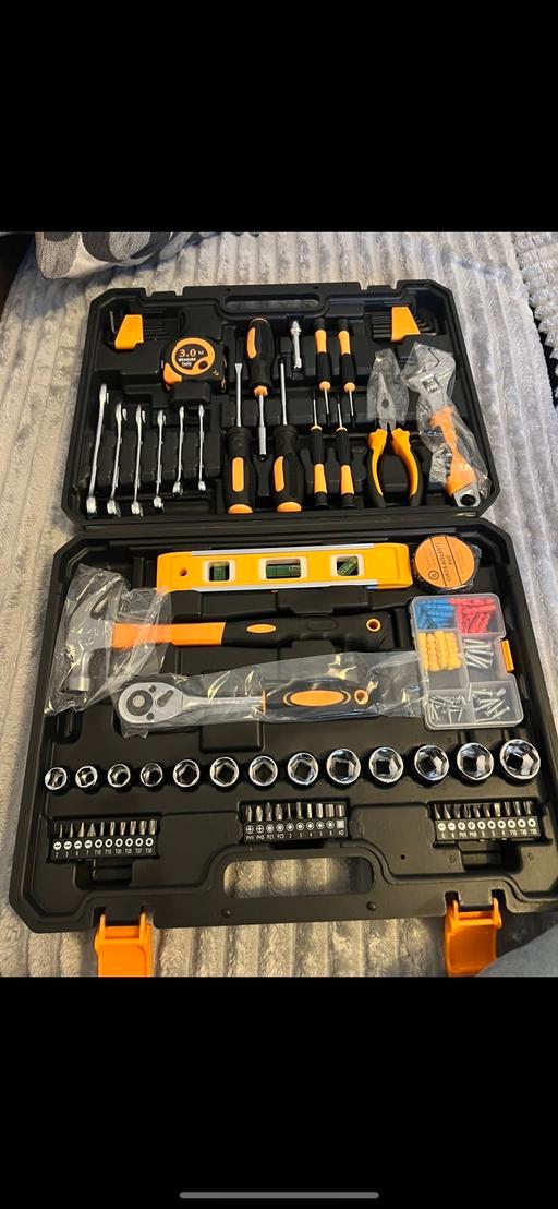 — Tool box