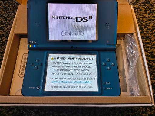  — Nintendo dsi xl