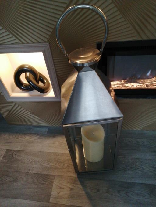  — Lantern from Itop handle to bottom 34in x 9in