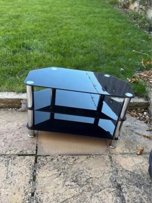  — TV unit