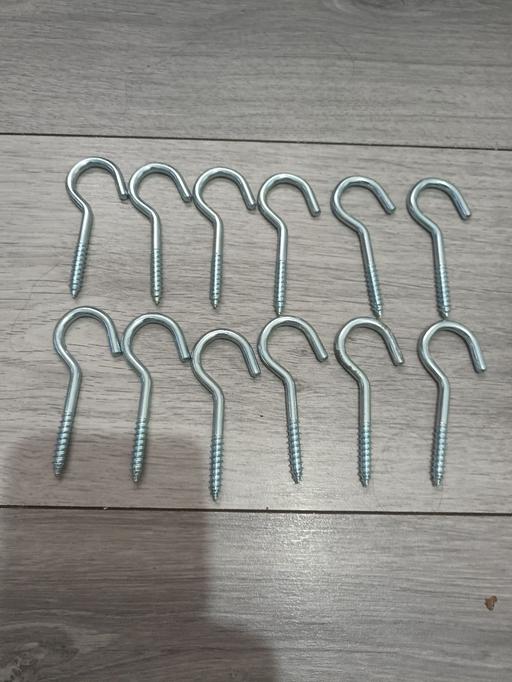  — BRAND NEW HOOKS