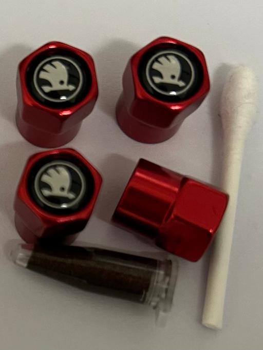  — Skoda tyre valve caps with grease