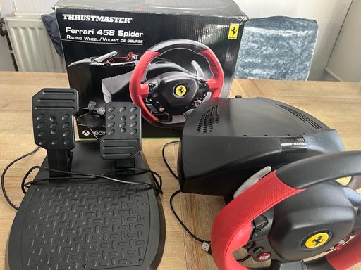  — Thrustmaster Ferrari spider steering wheel