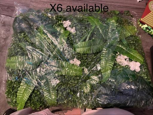  — Artificial plant panel