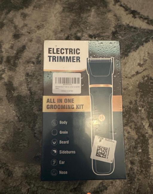 — 16 electric trimmers £5 each