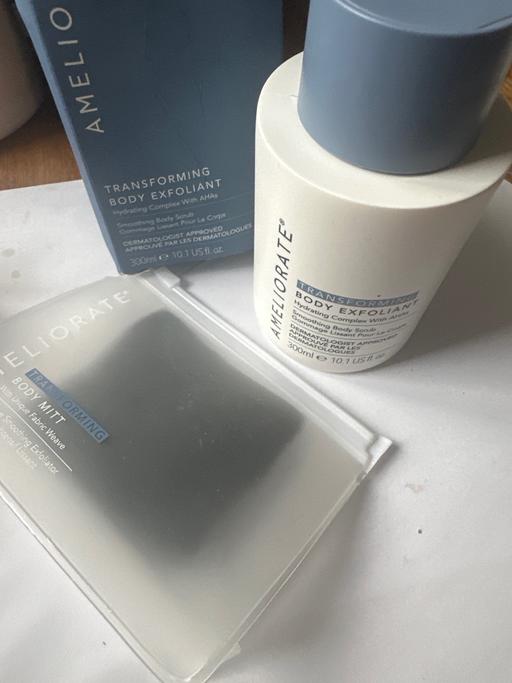  — Ameliorate body exfoliant and mitts