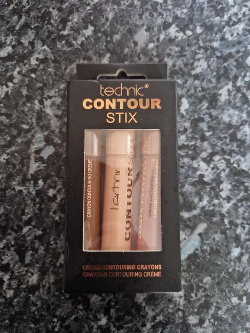  — brand new contour stix