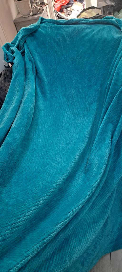  — XL Soft Blanket