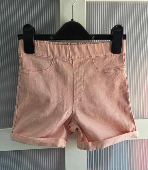 — Age 8-9 H&M pale pink stretchy denim shorts