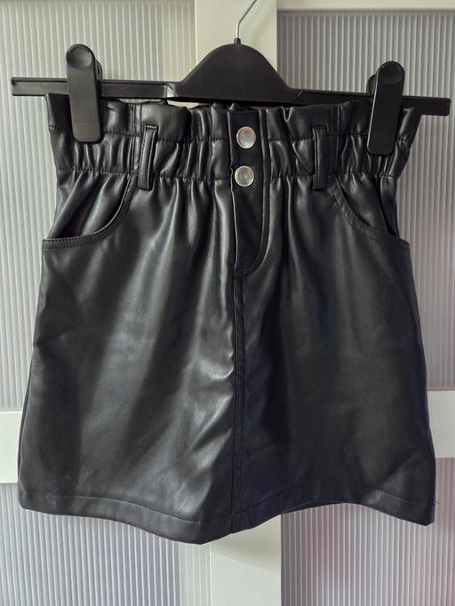  — Age 8-9 PRIMARK black faux leather skirt