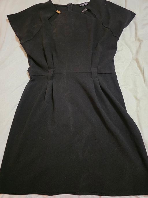  — Select Dress Size 16