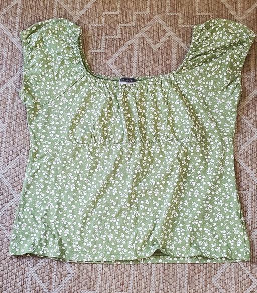  — ladies gypsy top