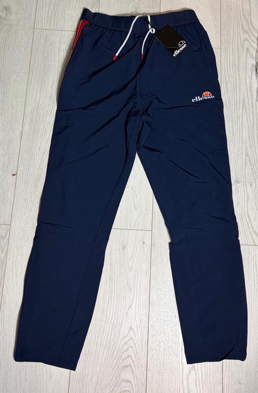  — Men’s Ellesse Joggers New