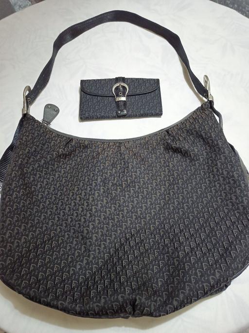  — CHRISTIAN DIOR STREET CHIC HOBO BAG/PURSE.