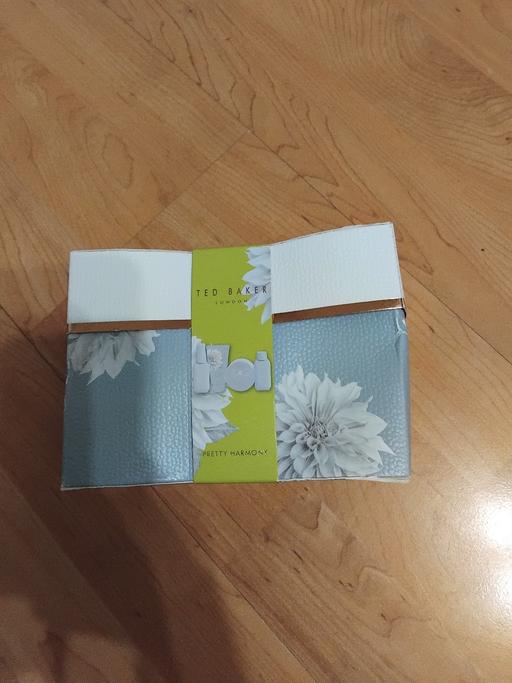  — New Gift Set.
