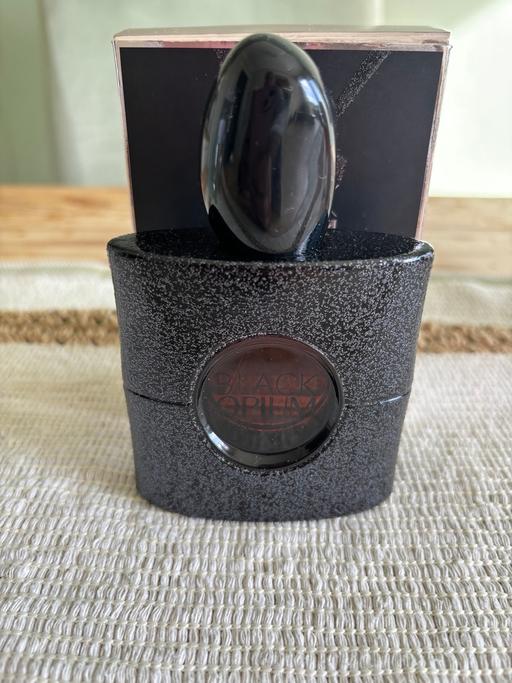  — Yvesaintlaurent Black Opium