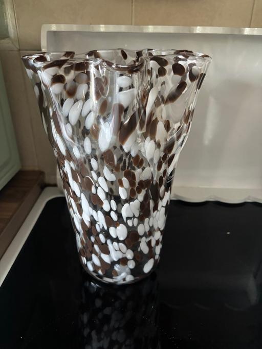  — New Habitat vase