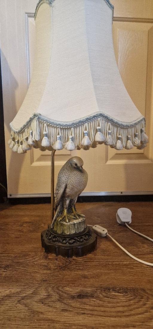  — Table lamp