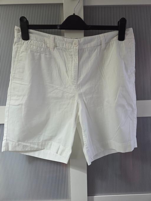  — Size 12 M&S white chino shorts