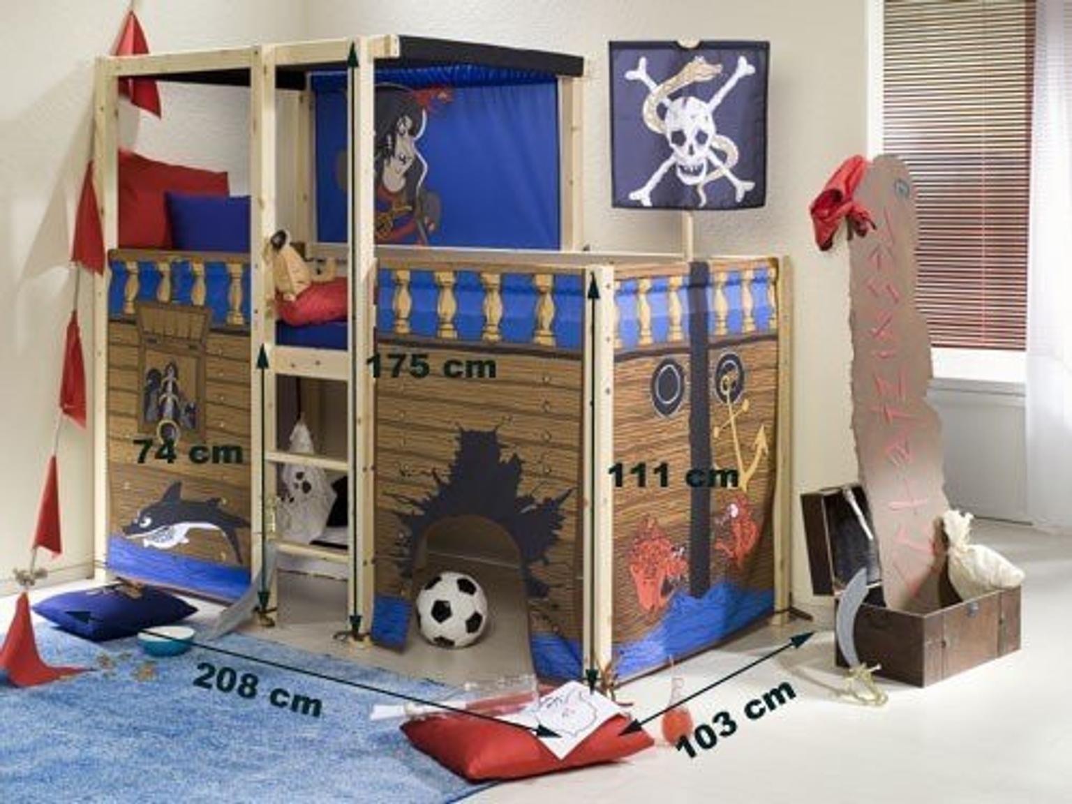 Кровать чердак в пиратском стиле