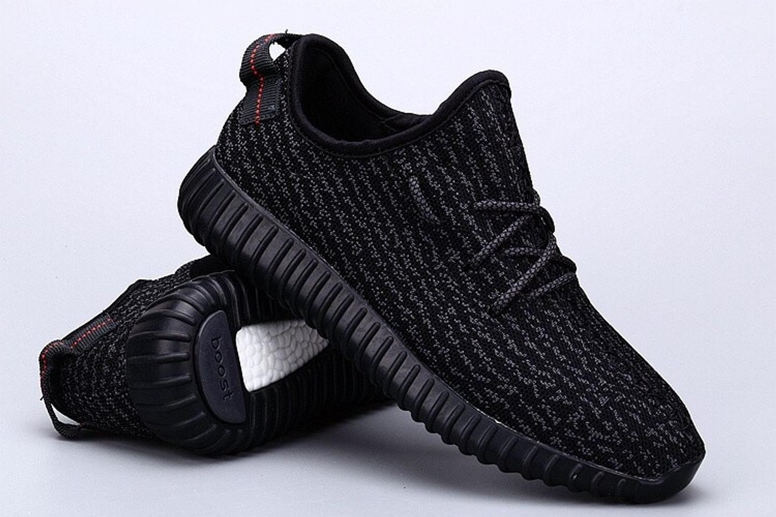 Adidas Yeezy черные