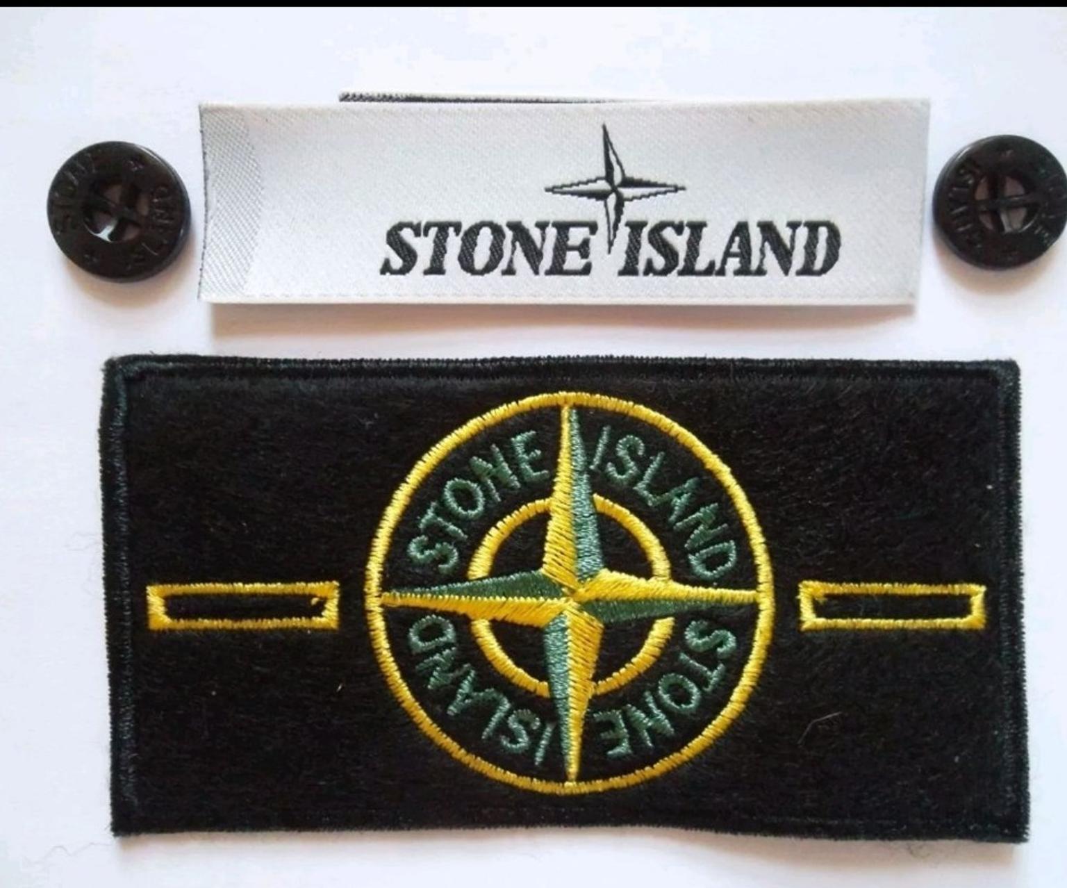 Суть стоника. Бирка с патчем стон Исланд. Stone Island патч. Торт с патчем стон Айленд. Патч стон Айленд с биркой.