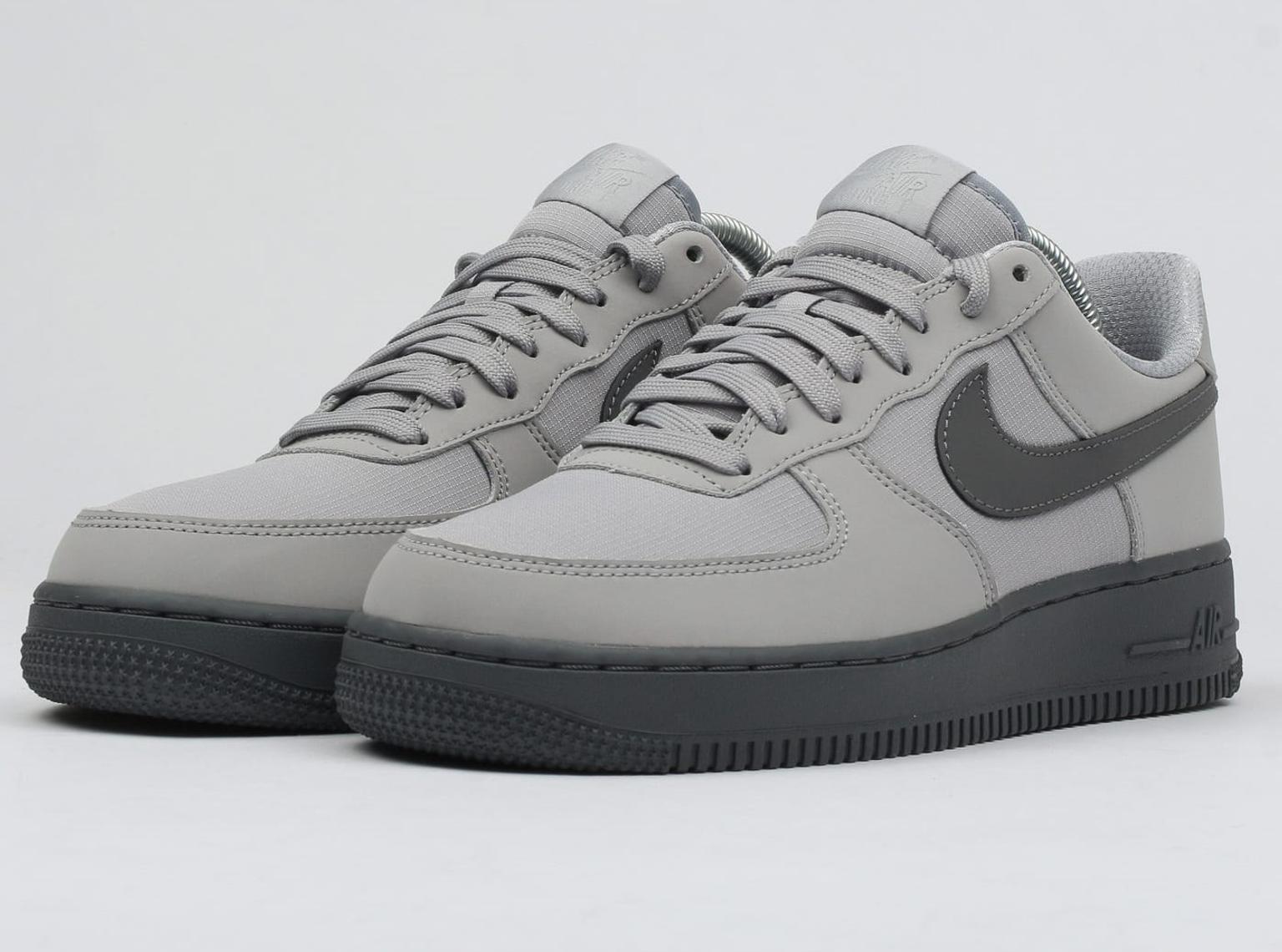 Найк форсы серые. Nike Air Force 1 '07 se. Nike Air Force 1 Wolf Grey. Nike Air Force серые. Nike Air Force 1 07.